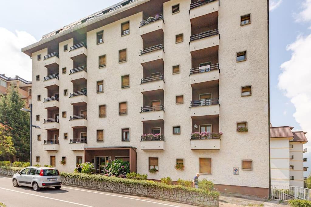 Appartamento Nel Cuore Della Valsassina Moggio  Εξωτερικό φωτογραφία